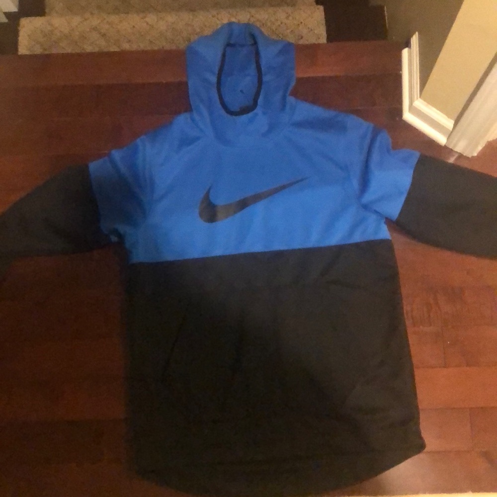 Men’s Nike Sweatshirt